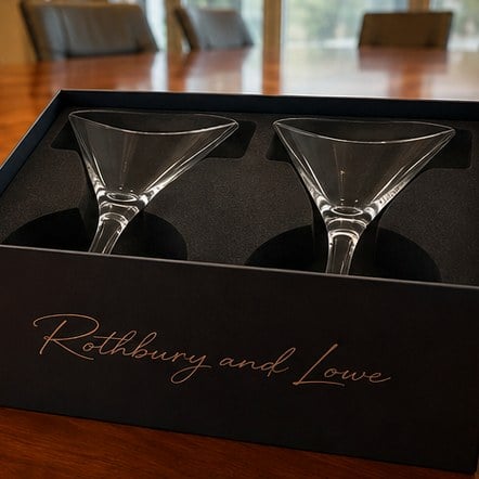 Customized martini glasses for corporate gifting